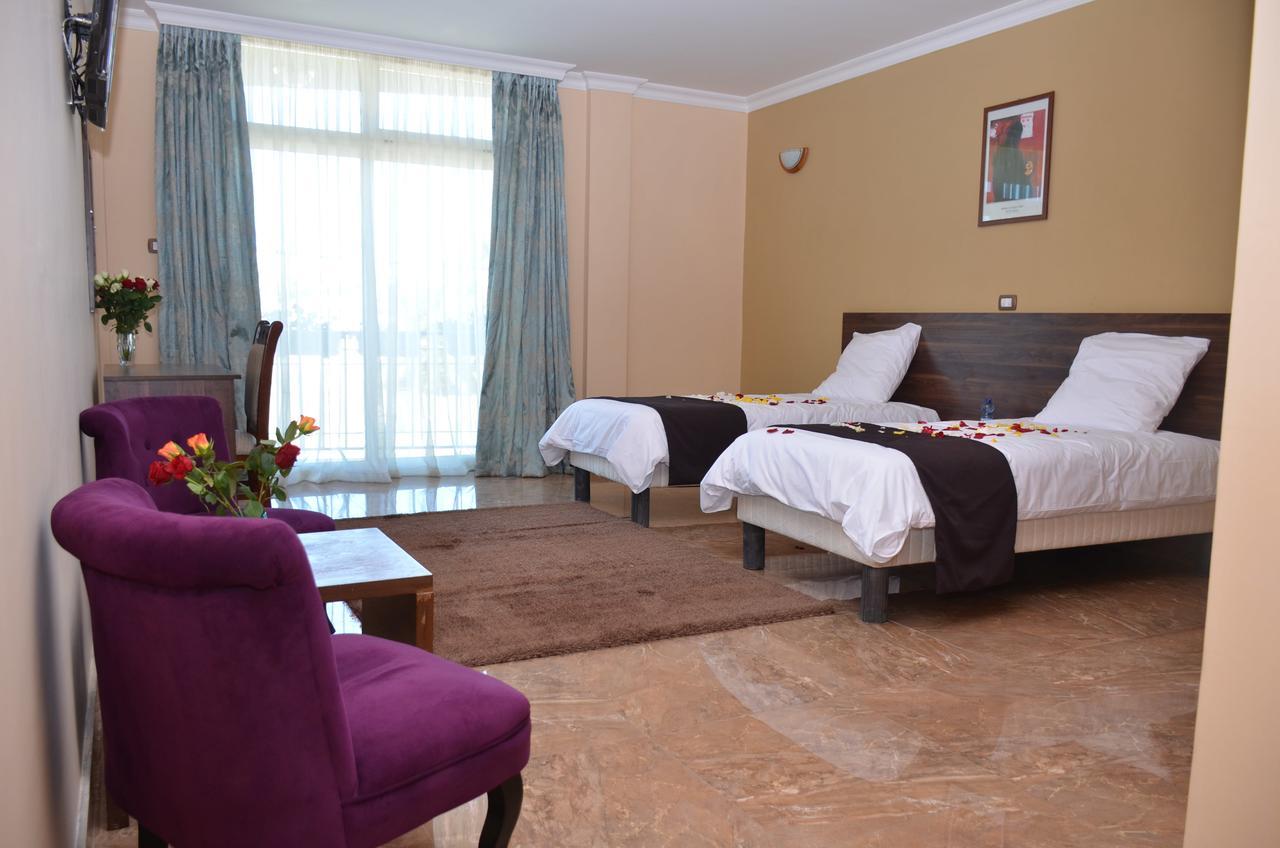 Melodie Hotel Addisz-Abeba Kültér fotó