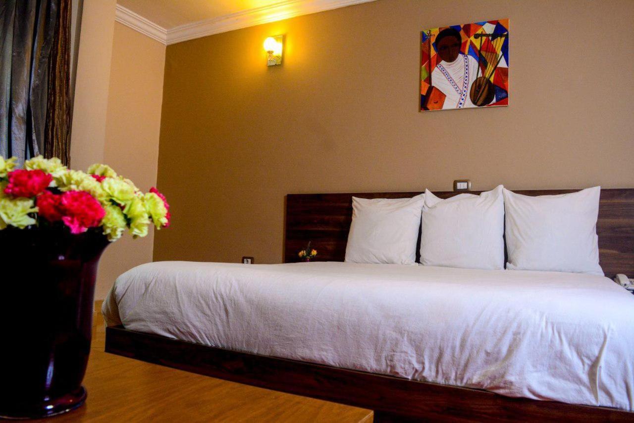 Melodie Hotel Addisz-Abeba Kültér fotó