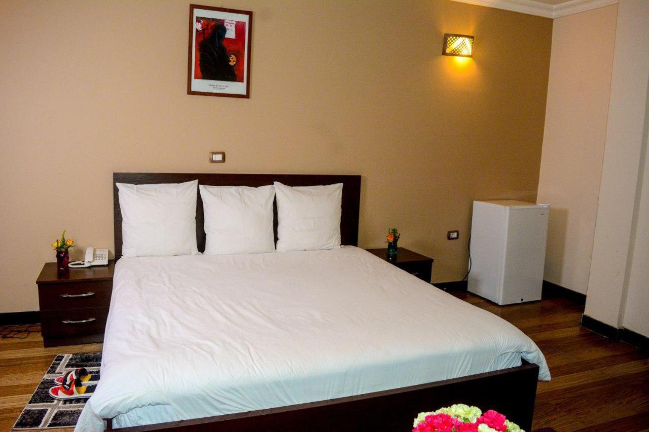 Melodie Hotel Addisz-Abeba Kültér fotó