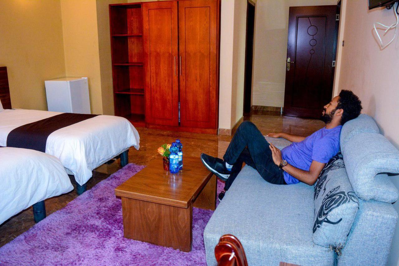 Melodie Hotel Addisz-Abeba Kültér fotó